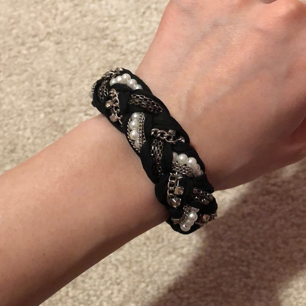 Cloth chain and pearl bracelet